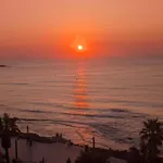 Sea Side Purisima Апартаменты